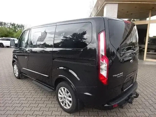 Usata Ford Tourneo Custom Titanium 96 CV (70 kW) 2022 Andere Furgone