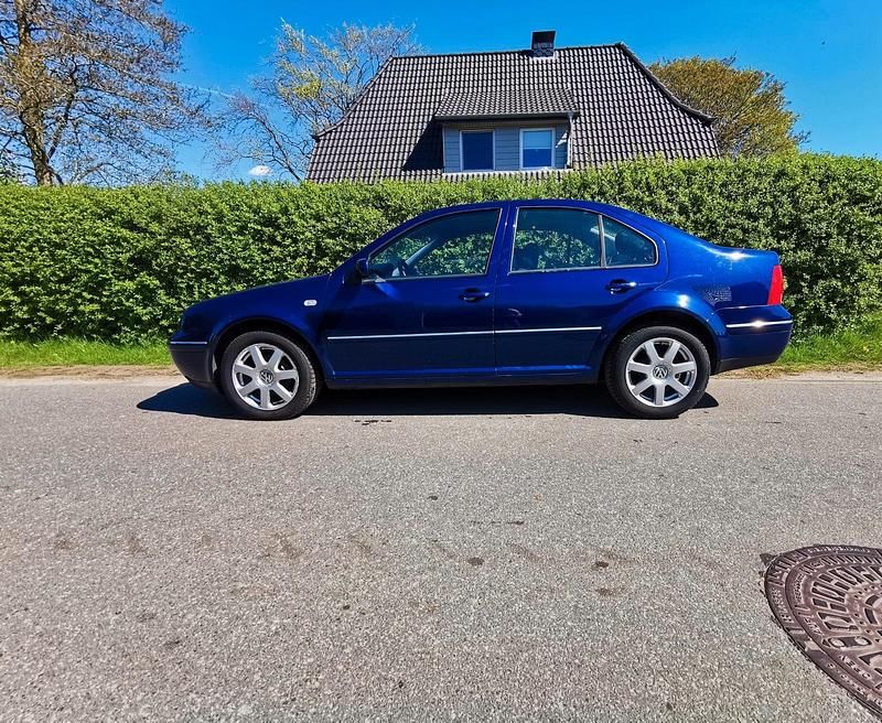Gebraucht VW Bora Edition 110 PS (80 kW) 2003 Blau Limousine