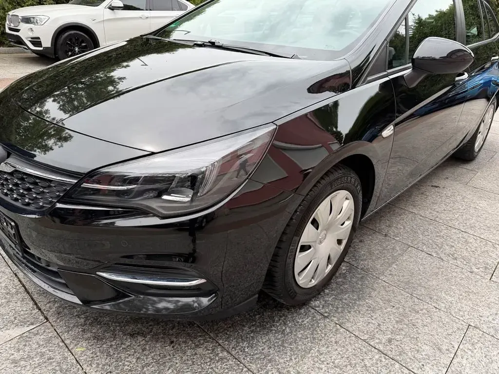 Gebraucht Opel Astra 131 PS (96 kW) 2020 Schwarz Kombi
