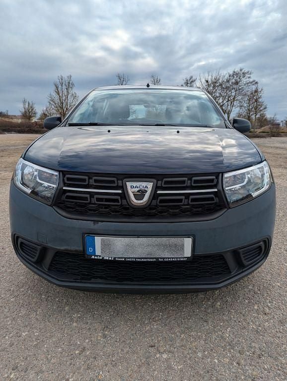 Gebraucht Dacia Sandero Acces 73 PS (53 kW) 2019 Blau Limousine