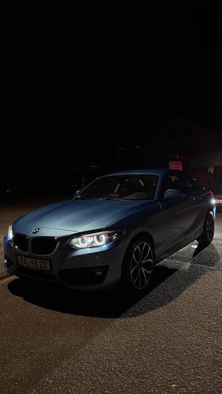 Blau Gebraucht 2019 BMW 218 Coupé | 17.500 € (Fairer Preis) - Bild 1/4