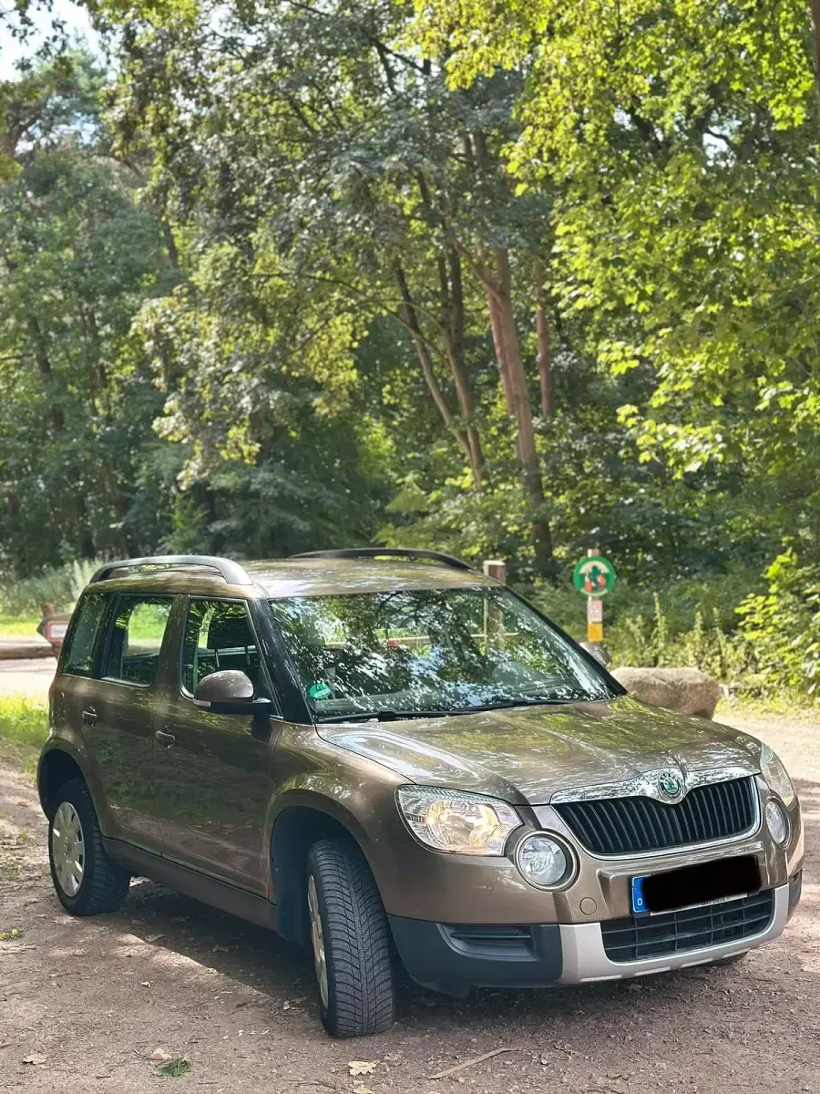 Gebraucht Skoda Yeti 110 PS (80 kW) 2012 Braun SUV