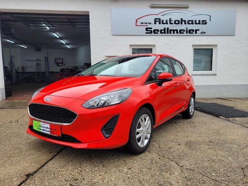 Rot Gebraucht 2021 Ford Fiesta Trend Kleinwagen | 9.990 € (Superpreis) - Bild 1/4