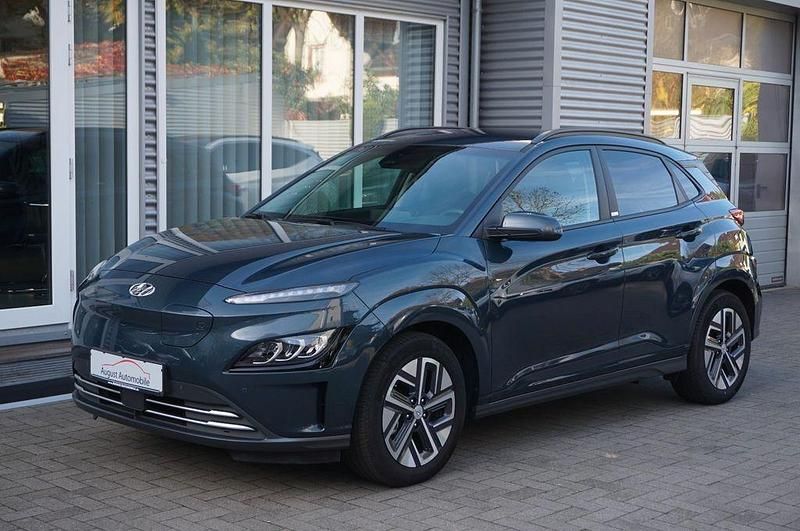 Blau Gebraucht 2021 Hyundai Kona Prime SUV | 22.470 € (Fairer Preis) - Bild 1/3