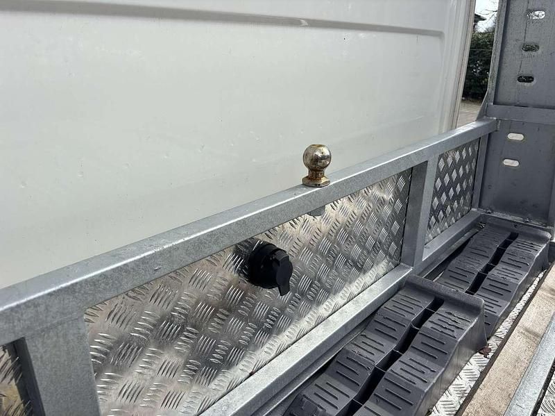 Gebraucht Mercedes Sprinter 143 PS (105 kW) 2021 Weiß Van