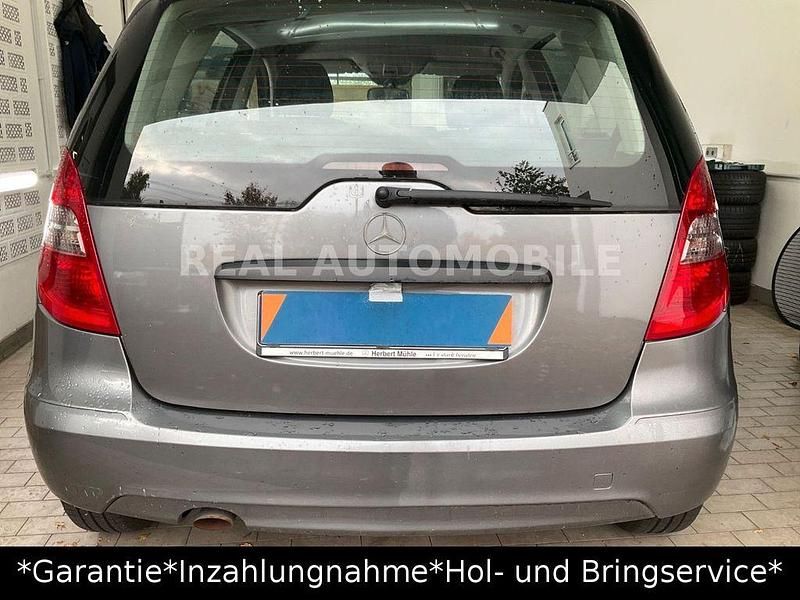 Gebraucht Mercedes A160 95 PS (69 kW) 2011 Grau Limousine
