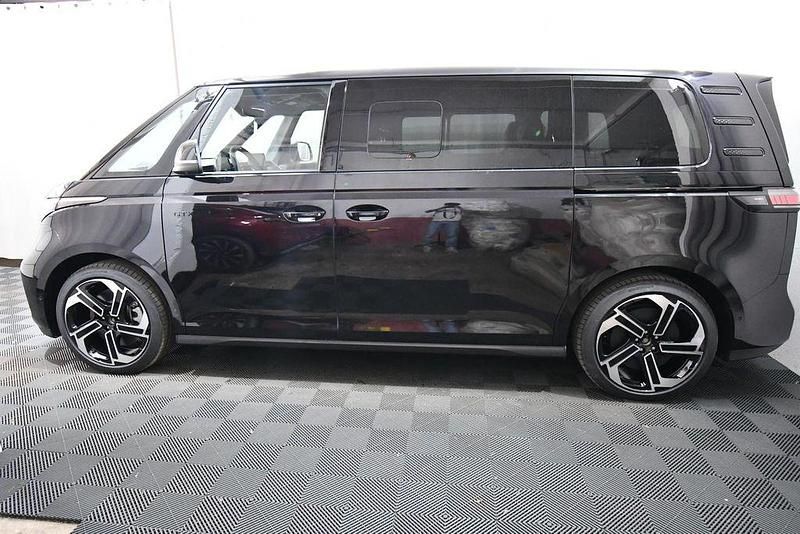 Neu VW ID. Buzz GTX 250 kW (340 PS) 2026 Schwarz Van / Kleinbus