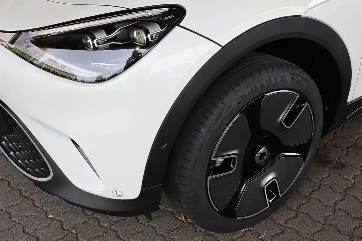 Używany Smart #1 Edition #1 200 kW (272 KM) 2025 Biały SUV