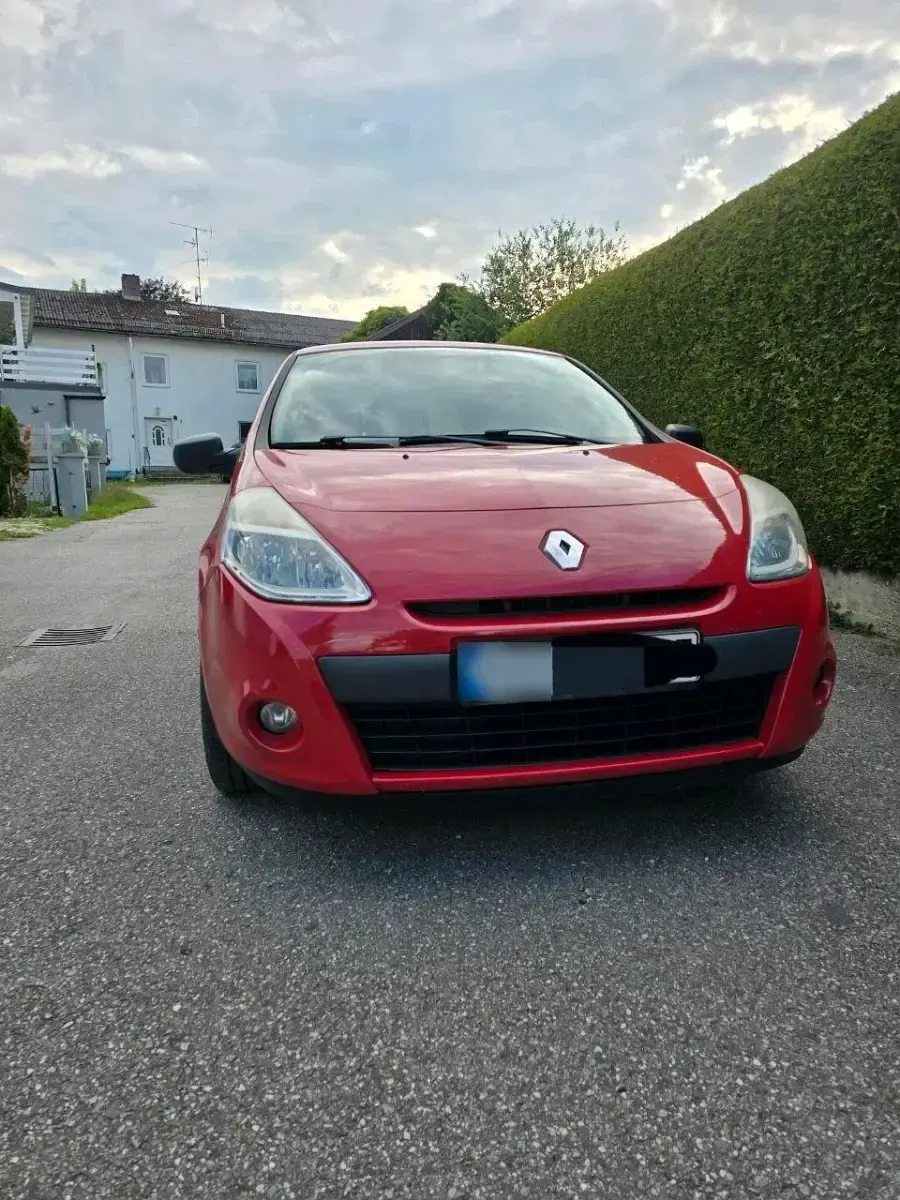 Gebraucht Renault Clio 75 PS (55 kW) 2010 Rot Kleinwagen