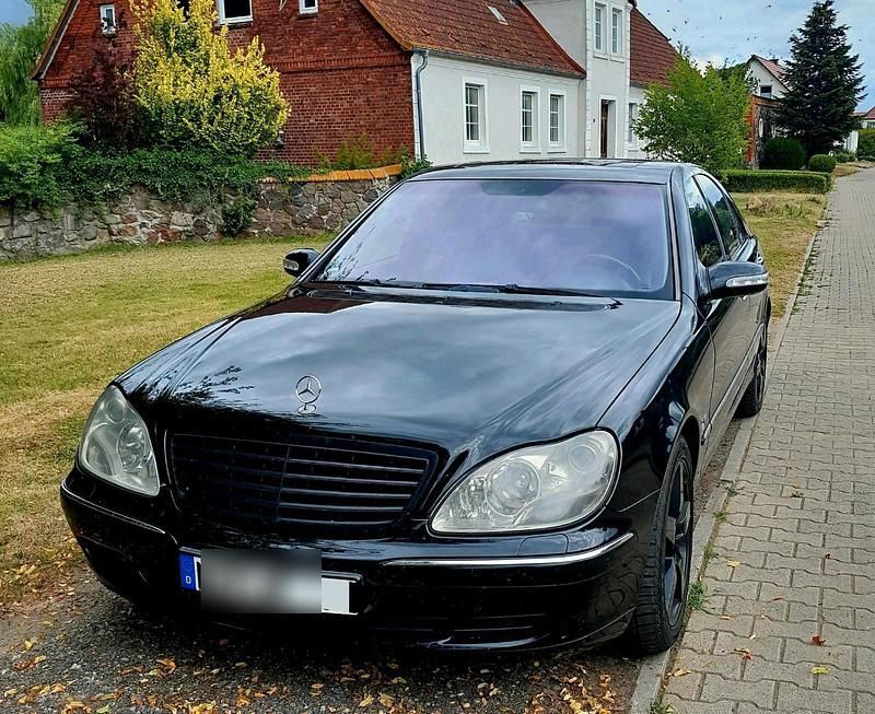 Schwarz Gebraucht 2003 Mercedes S320 Limousine | 4.995 € (Fairer Preis) - Bild 1/4
