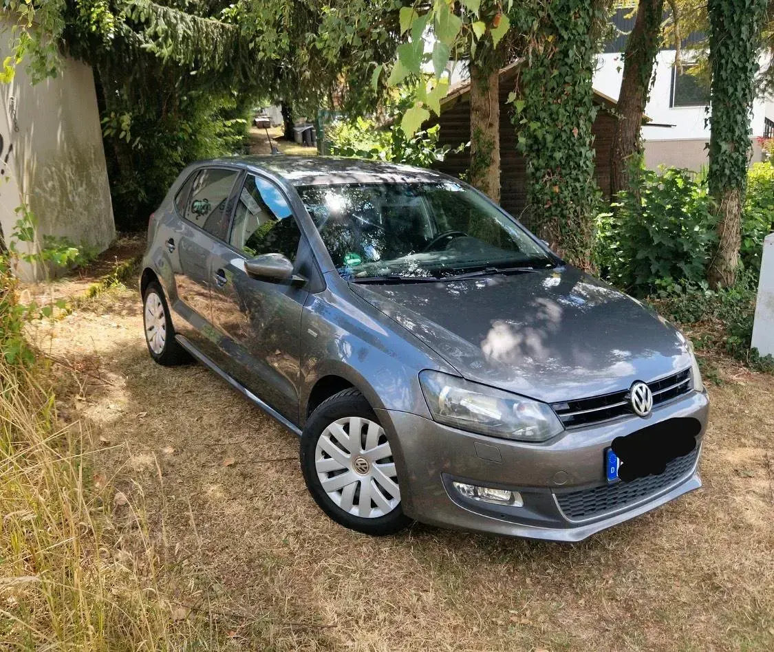Gebraucht VW Polo Edition 90 PS (66 kW) 2014 Grau Kleinwagen