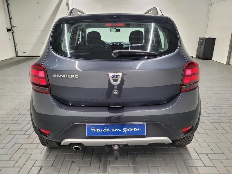 Gebraucht Dacia Sandero Stepway 101 PS (74 kW) 2021 Grau (cometegraumet.) Kleinwagen