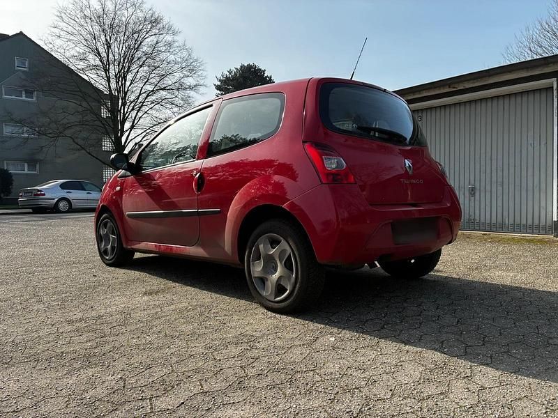 Gebraucht Renault Twingo 58 PS (42 kW) 2009 Rot Kleinwagen
