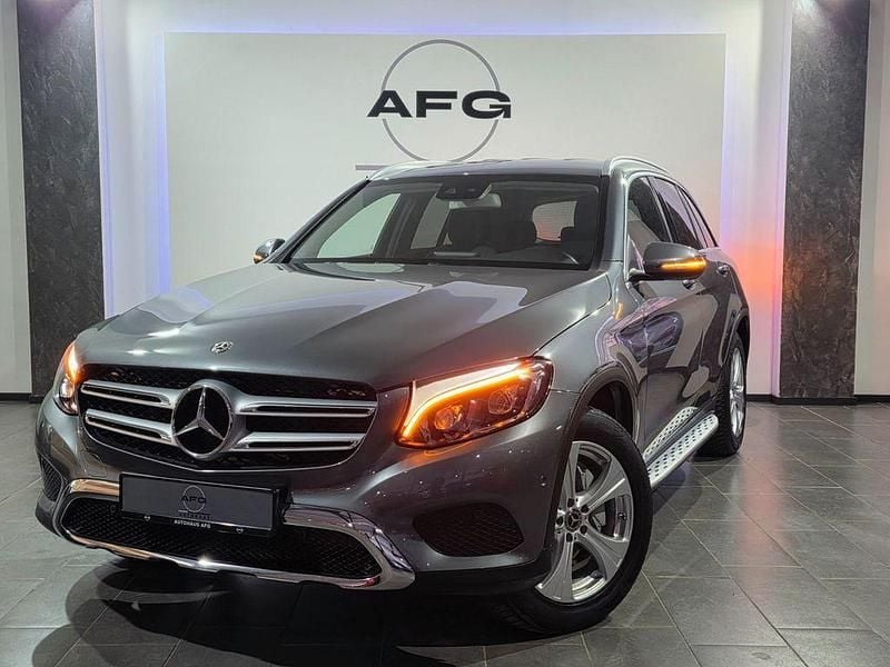 Gebraucht Mercedes GLC250 204 PS (150 kW) 2017 Grau SUV