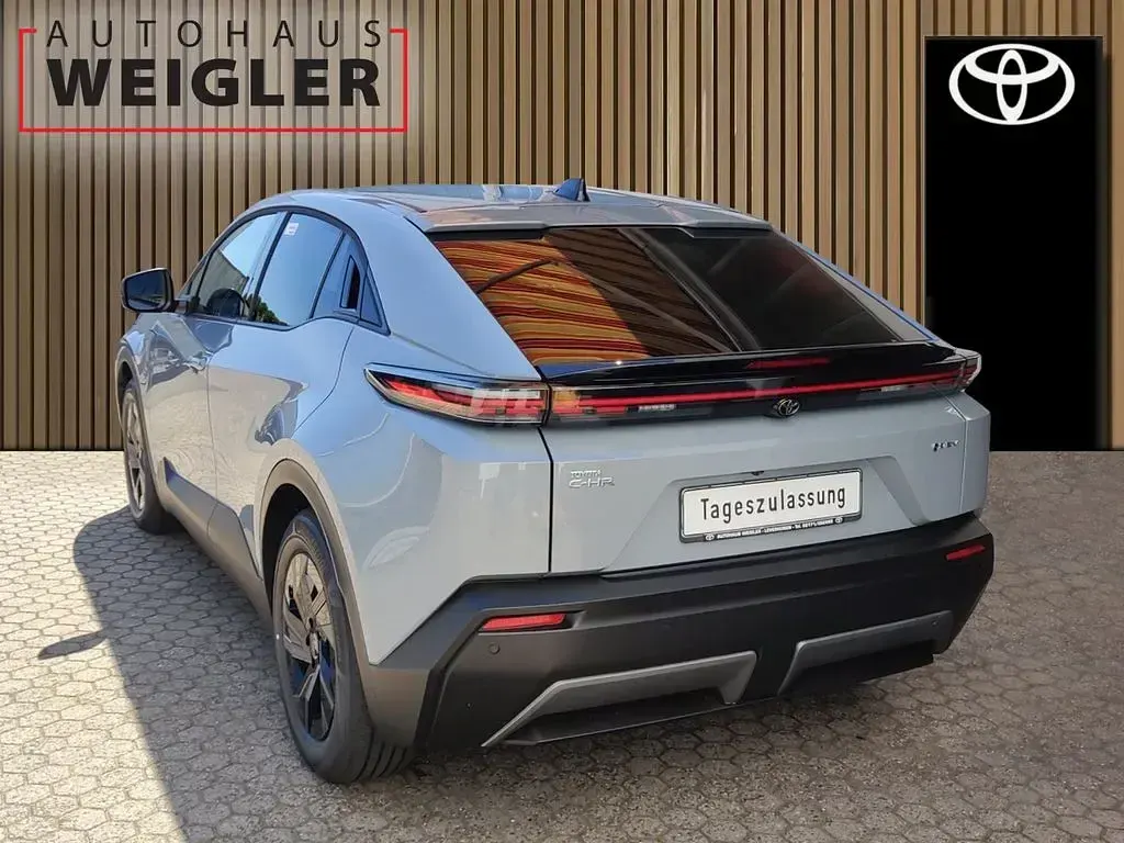 Neu Toyota C-HR+ 164 kW (224 PS) 2026 Grau SUV