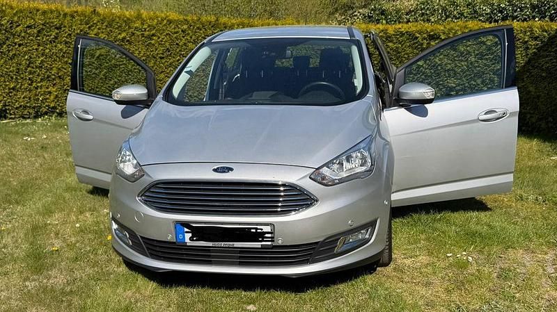 Gebraucht Ford Grand C-Max Titanium 150 PS (110 kW) 2016 Silber Van / Kleinbus