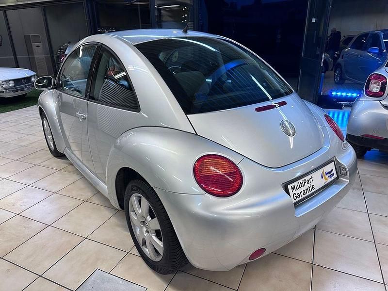 Gebraucht VW Beetle 102 PS (75 kW) 2003 Silber Kleinwagen