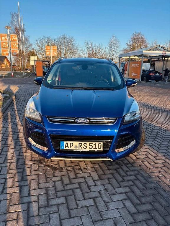 Gebraucht Ford Kuga 150 PS (110 kW) 2014 Schwarz SUV