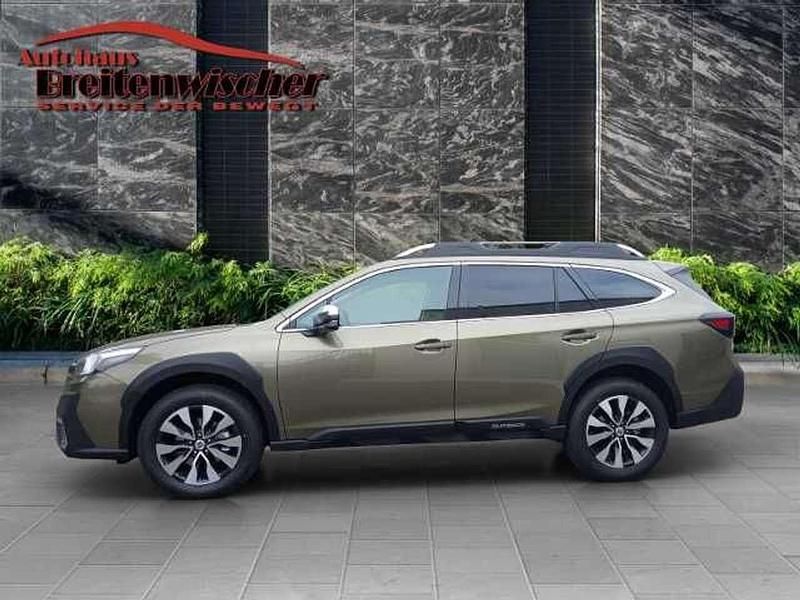 Neu Subaru Outback Platinum 169 PS (124 kW) 2025 Autumn green metallic SUV