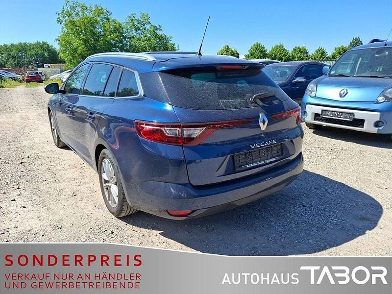 Gebraucht Renault Mégane IV 132 PS (97 kW) 2017 Blau cosmos Kombi