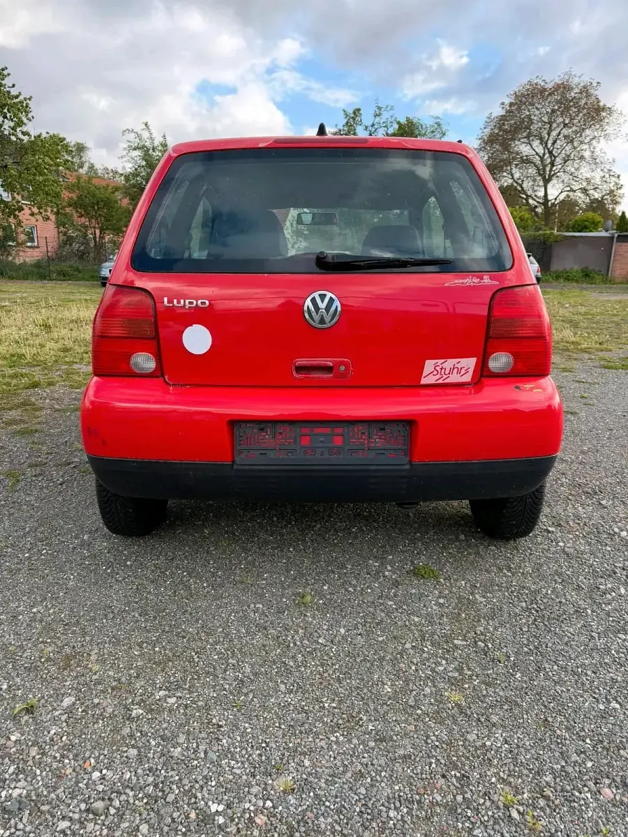 Brugt VW Lupo 50 HK (36 kW) 2000 Rød Hatchback