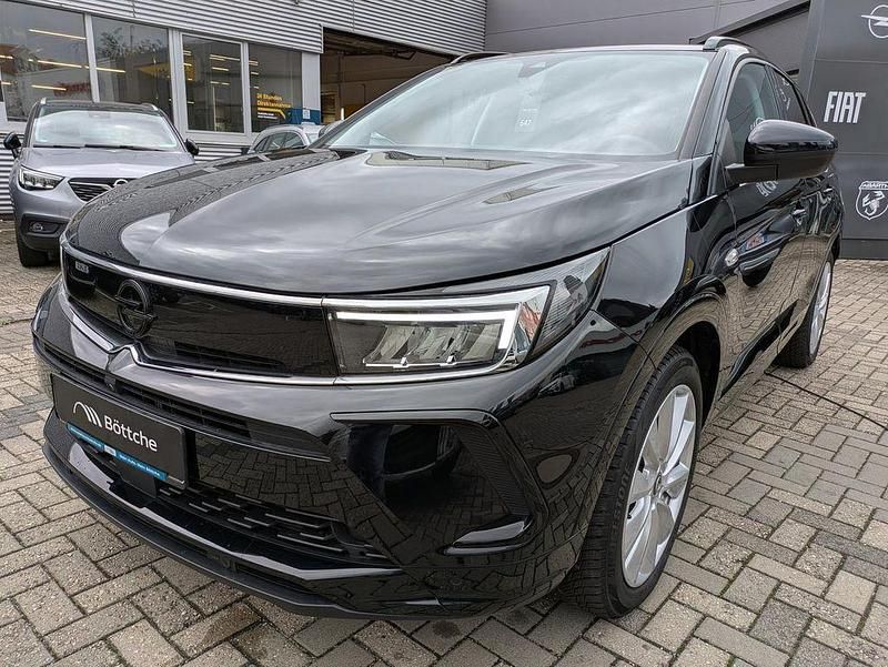 Lackierung schwarz perla nera/metallic klarlack Gebraucht 2024 Opel Grandland X GS Line SUV | 29.780 € (Fairer Preis) - Bild 1/4