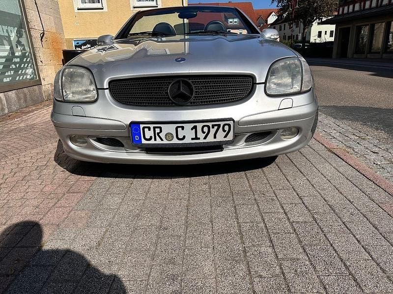 Silber Gebraucht 2000 Mercedes SLK320 Cabrio | 5.000 € (Guter Preis) - Bild 1/4