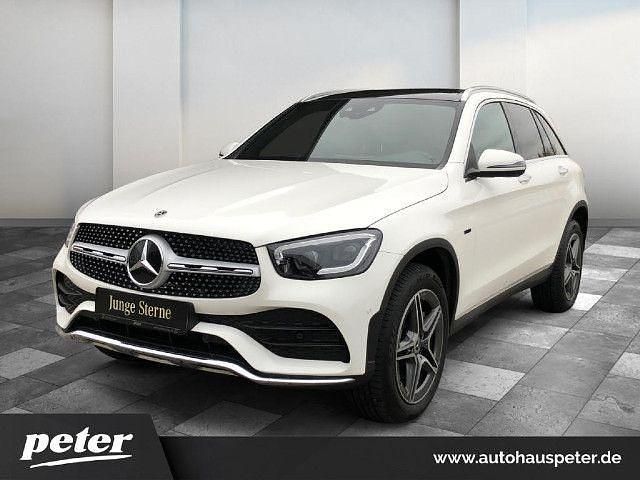 Gebraucht 2020 Mercedes GLC300e | 52.890 € - Bild 1/4