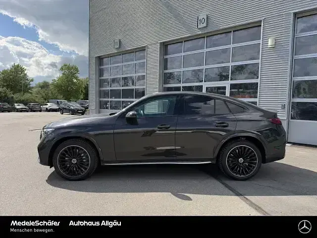 Gebraucht Mercedes GLC450 AMG 367 PS (269 kW) 2024 Lack graphitgrau SUV