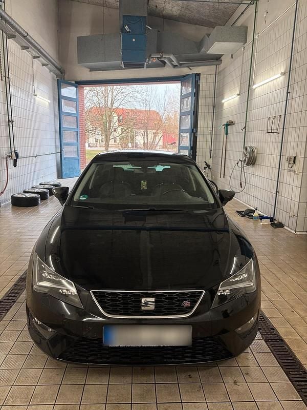 Gebraucht Seat Leon FR 150 PS (110 kW) 2015 Schwarz Kleinwagen