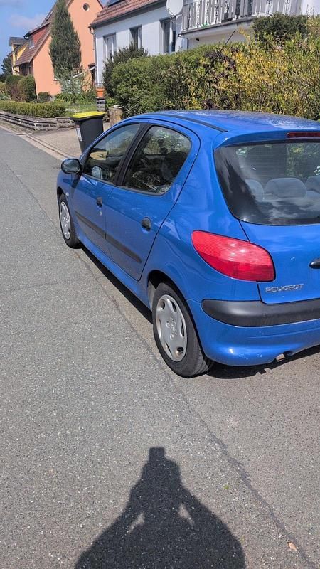 Gebraucht Peugeot 206 75 PS (55 kW) 2002 Blau Kleinwagen