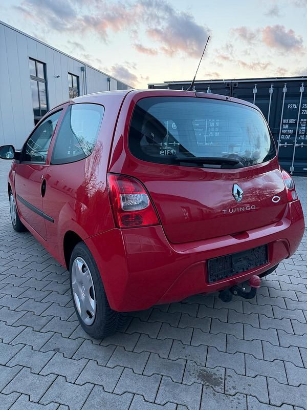 Gebraucht Renault Twingo 58 PS (42 kW) 2010 Rot Kleinwagen
