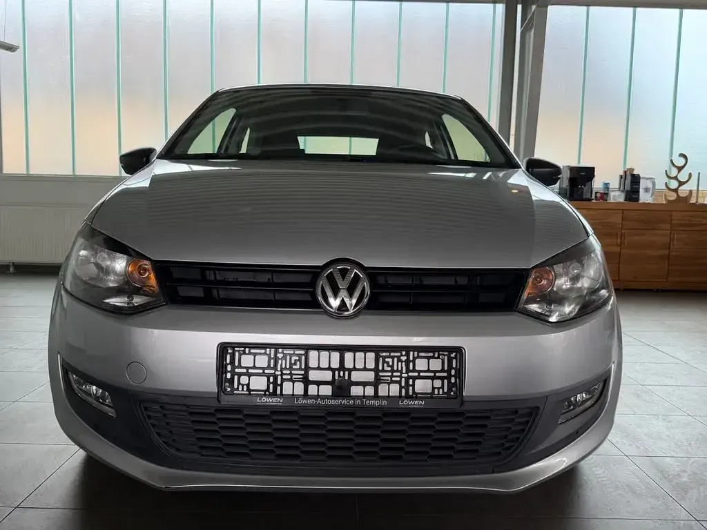 Gebraucht VW Polo Trendline 69 PS (50 kW) 2010 Silber Kleinwagen