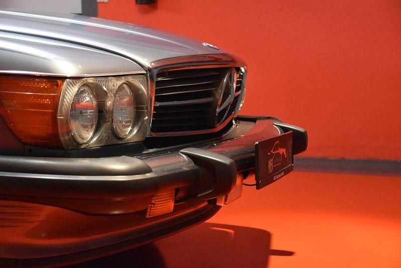 Gebraucht Mercedes 560 231 PS (169 kW) 1987 Grau Cabrio