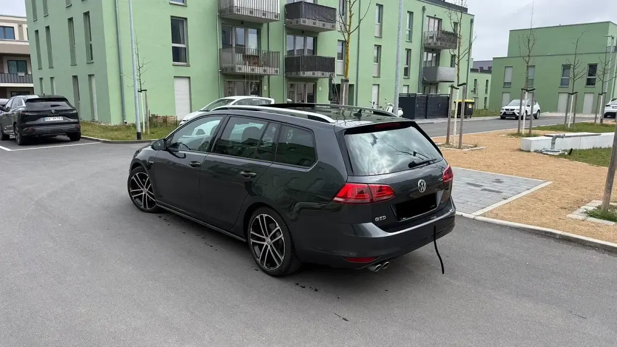Second-hand VW Golf VII GTD 184 CP (135 kW) 2016 Gri Break