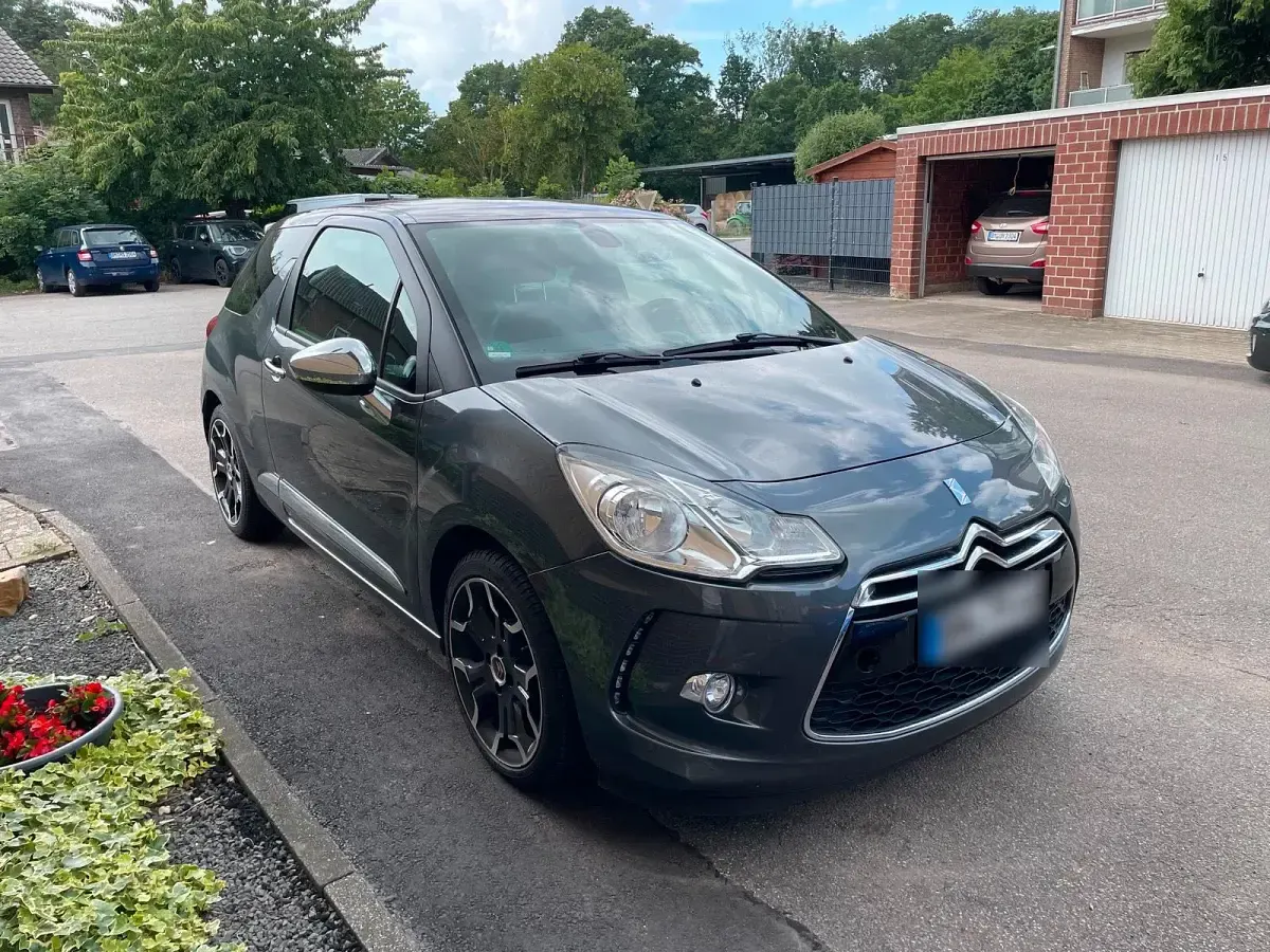 Gebraucht Citroën DS3 156 PS (114 kW) 2012 Grau Kleinwagen