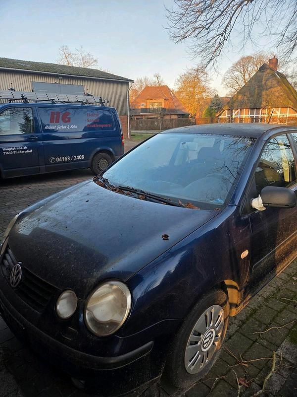 Gebraucht VW Polo 64 PS (47 kW) 2001 Blau Kleinwagen