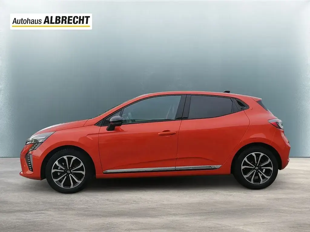 Gebraucht Renault Clio V Techno 94 PS (69 kW) 2025 Valenciaorange metallic Limousine