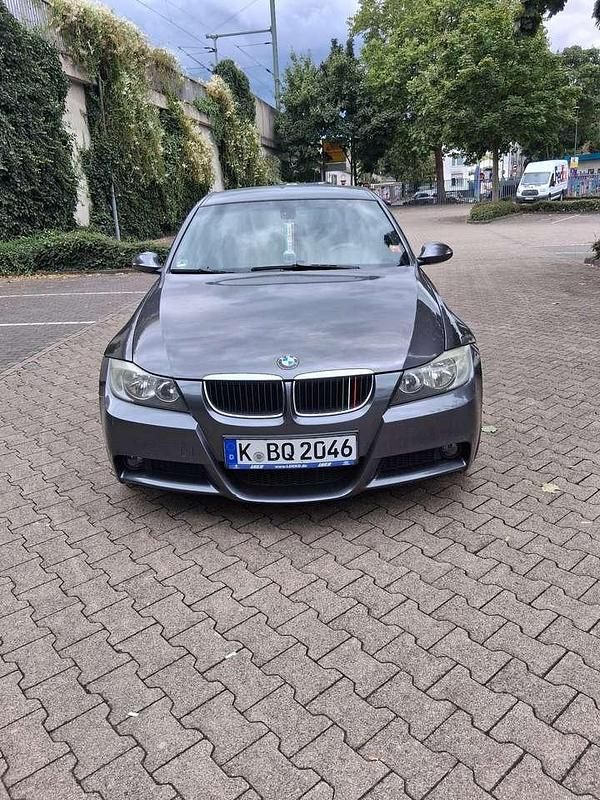 Gebraucht 2008 BMW 318 Limousine | 4.950 € (Etwas zu teuer) - Bild 1/4