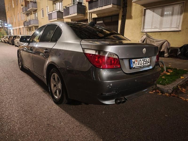 Gebraucht BMW 525 192 PS (141 kW) 2003 Grau Limousine