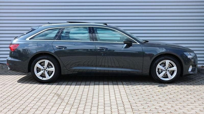 Gebraucht Audi A6 Sport 204 PS (150 kW) 2023 Manhattangrau metallic Kombi