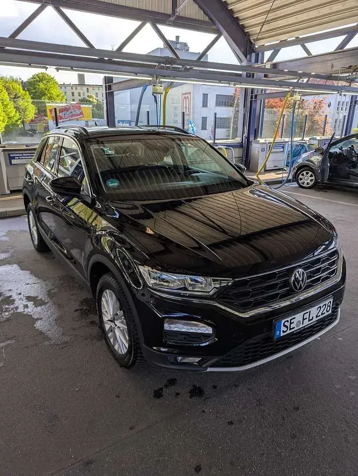 Second-hand VW T-Roc Style 110 CP (80 kW) 2021 SUV
