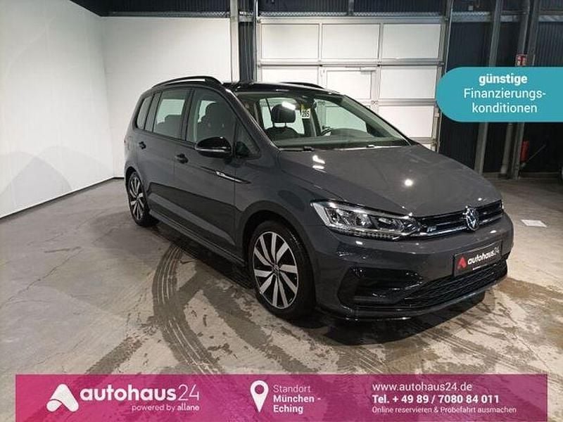 Gebraucht VW Touran Highline 150 PS (110 kW) 2022 Grau Van / Kleinbus