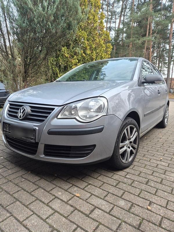 Grau Gebraucht 2007 VW Polo Kleinwagen | 1.600 € (Superpreis) - Bild 1/4