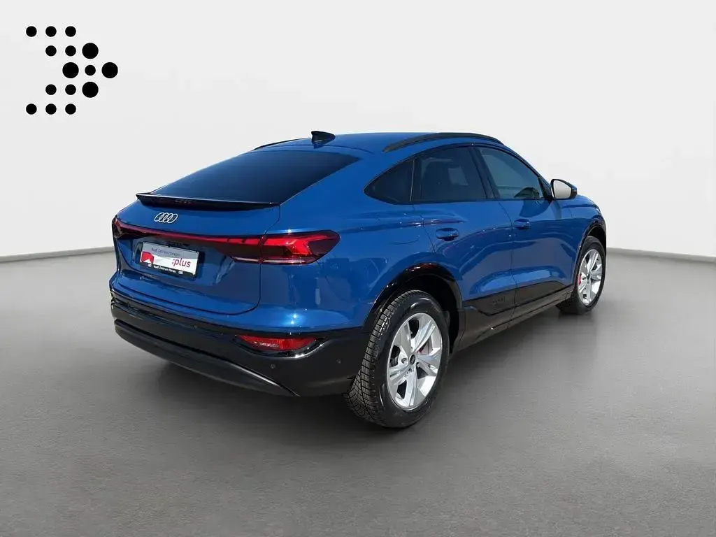Gebraucht Audi Q6 Sportback e-tron Ambiente 185 kW (252 PS) 2025 Ascariblau metallic SUV