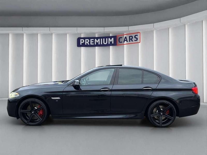 Gebraucht BMW 550 M Sport 381 PS (280 kW) 2016 Carbonschwarz metallic Limousine
