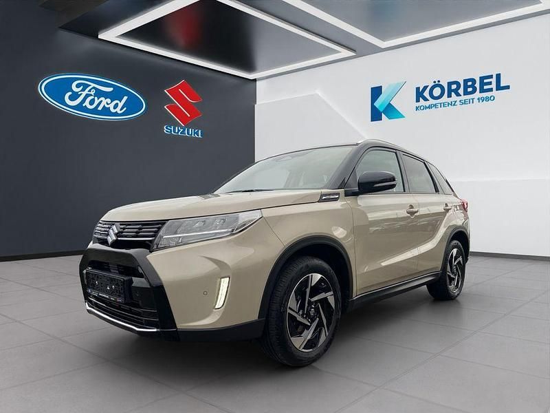 Beige Gebraucht 2024 Suzuki Vitara Comfort+ SUV | 25.290 € (Fairer Preis) - Bild 1/4