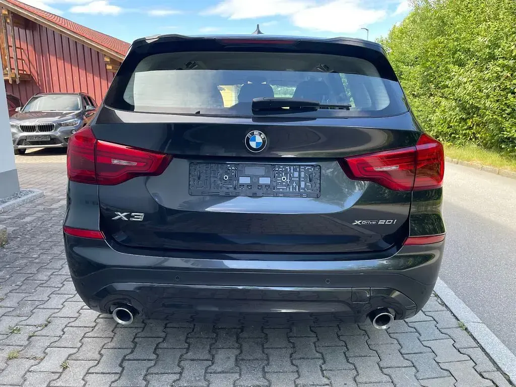 Gebraucht BMW X3 Advantage 184 PS (135 kW) 2019 Sophistograu brillanteffekt me SUV