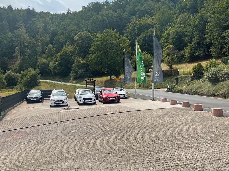 Gebraucht Mazda CX-30 Sky 122 PS (89 kW) 2022 Weiß SUV