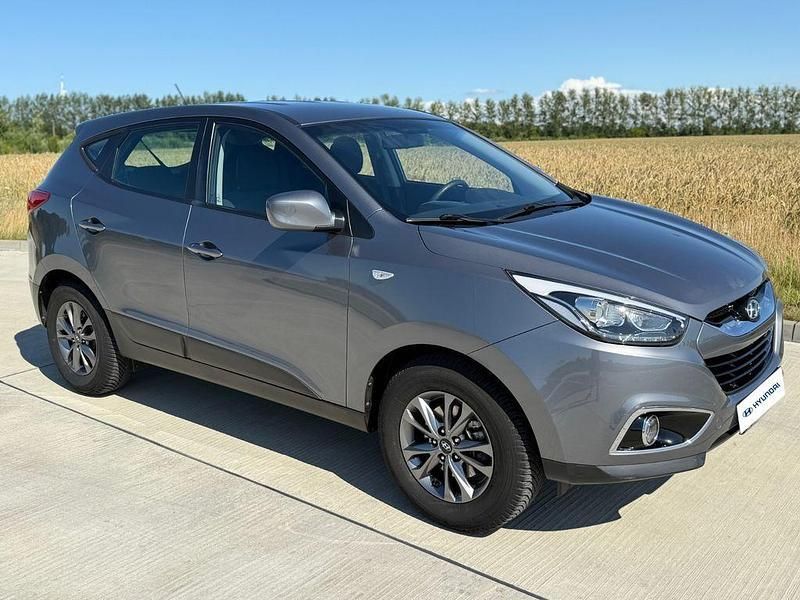 Gebraucht Hyundai ix35 Trend 135 PS (99 kW) 2015 Grau SUV